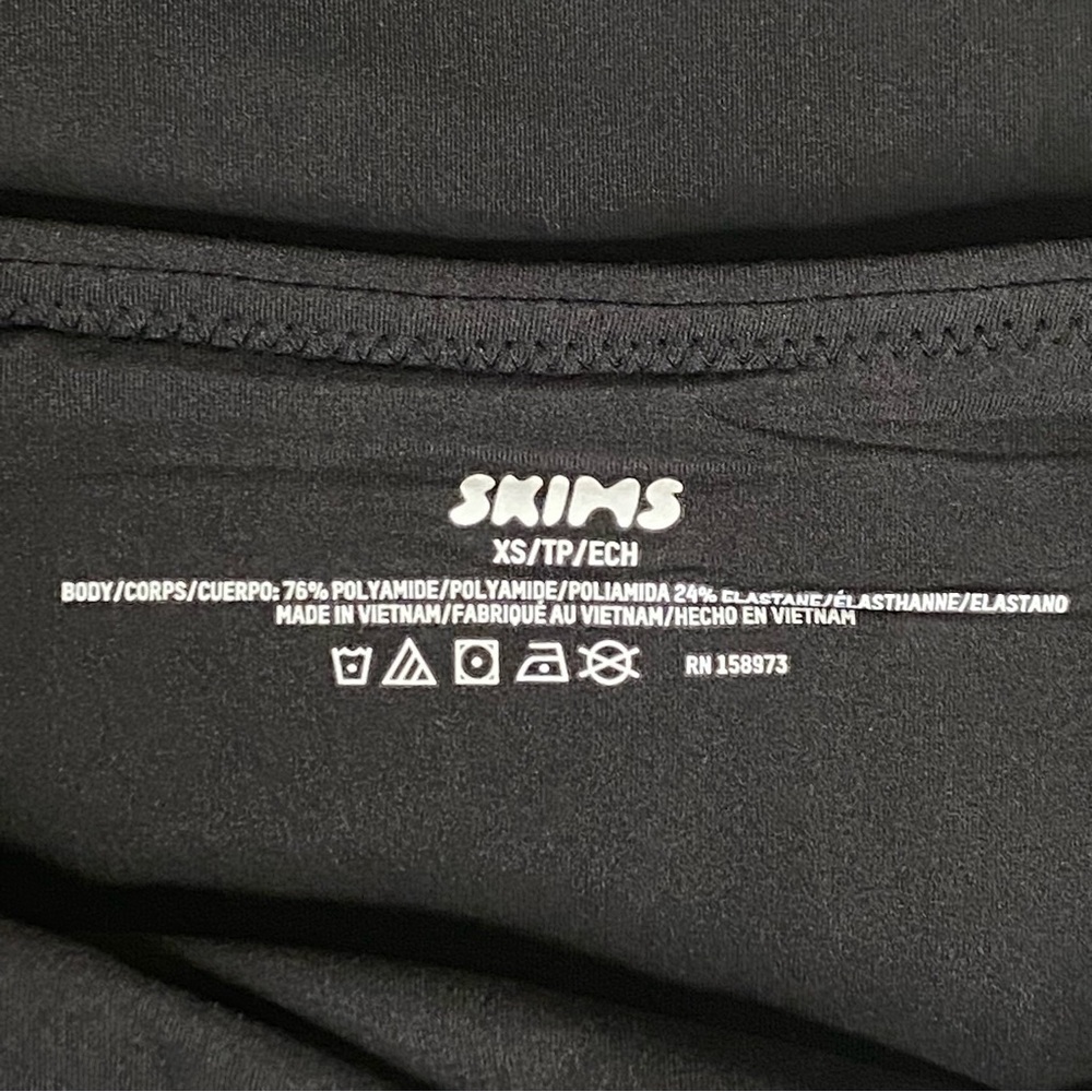 SKIMS sz XS Onyx Fits Everybody Tube Top New - Picture 6 of 9